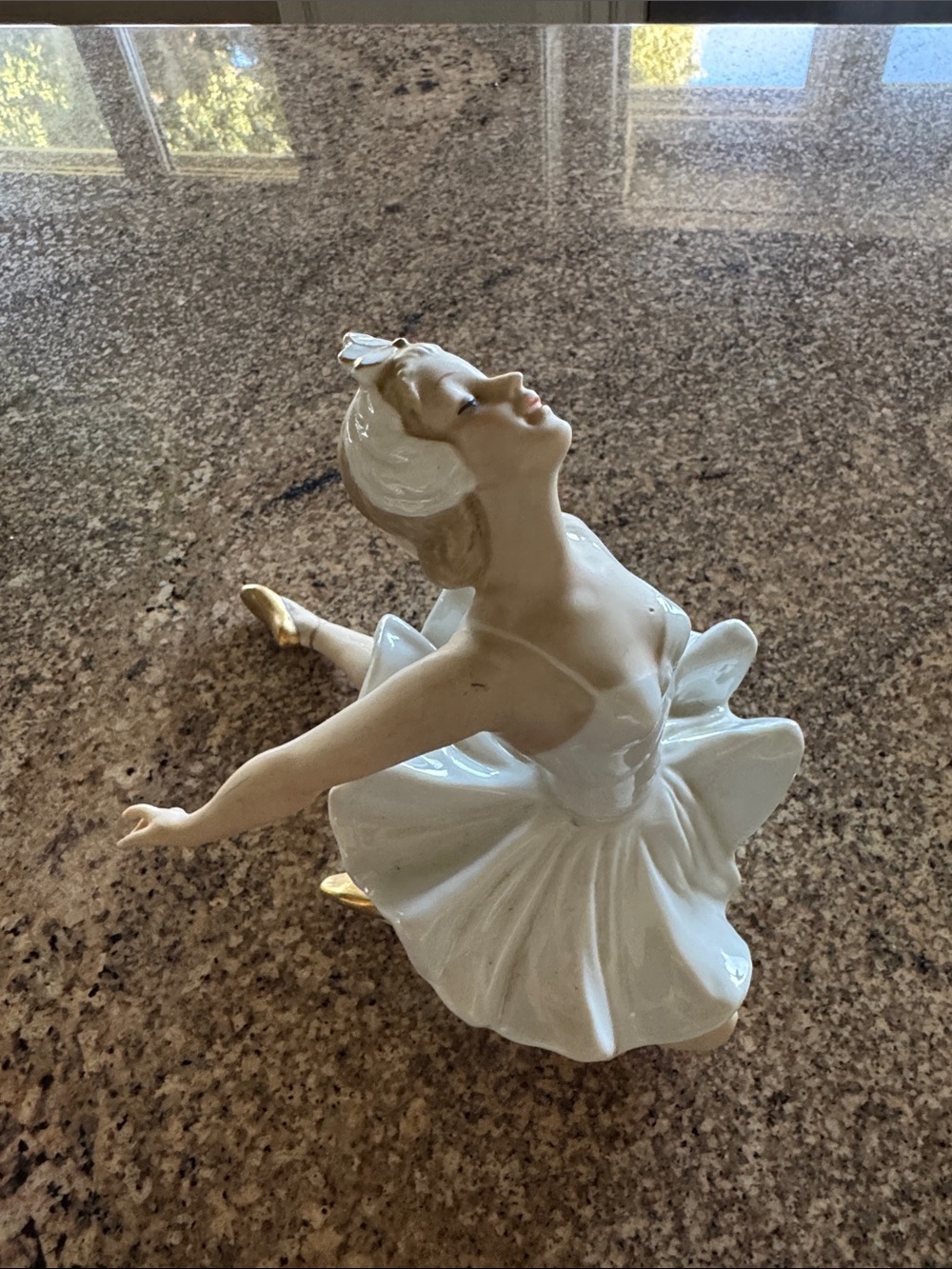 Vintage porcelain ballerina